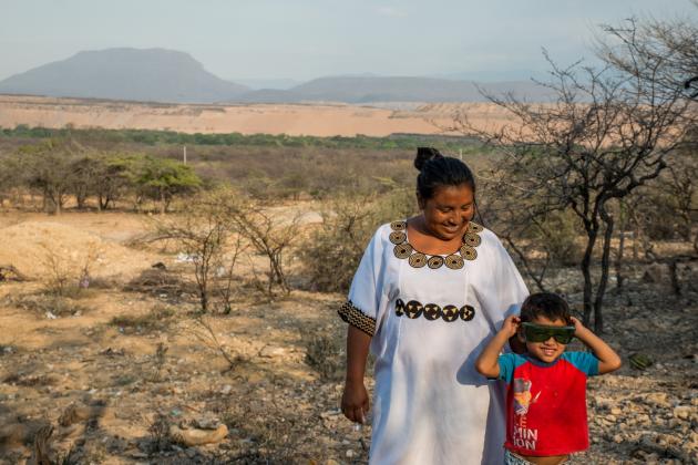A woman and child from the Proviancial Wayuu community in Colombia. Credit: Felipe Abondano