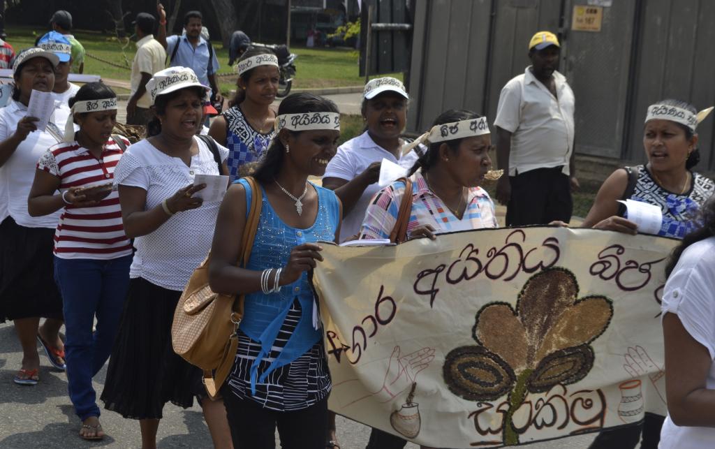 MONLAR affiliated Farmers in Sri Lanka demonstrate for their rights