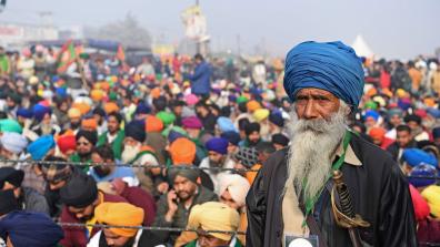 Farmers, workers and allies in India take action against new unjust agriculture and labour laws.